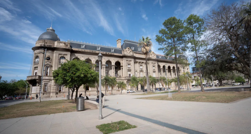 Plan de desendeudamiento en Santa Fe: 