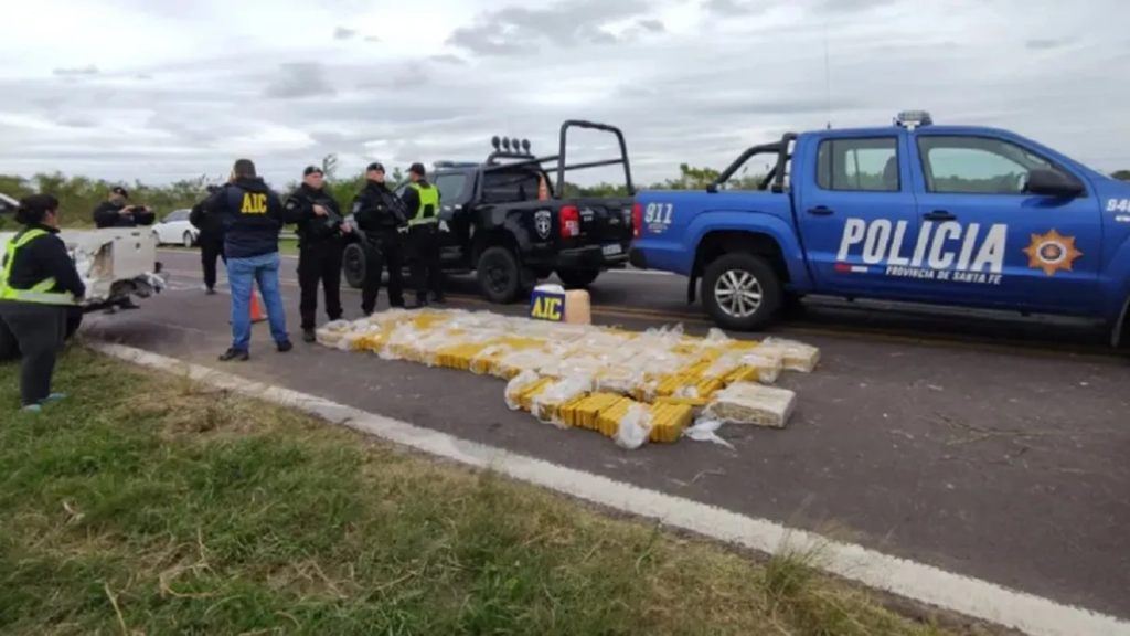 Narcotráfico: se conoció quién estuvo detrás de un cargamento de marihuana abandonado en el norte provincial de Santa Fe