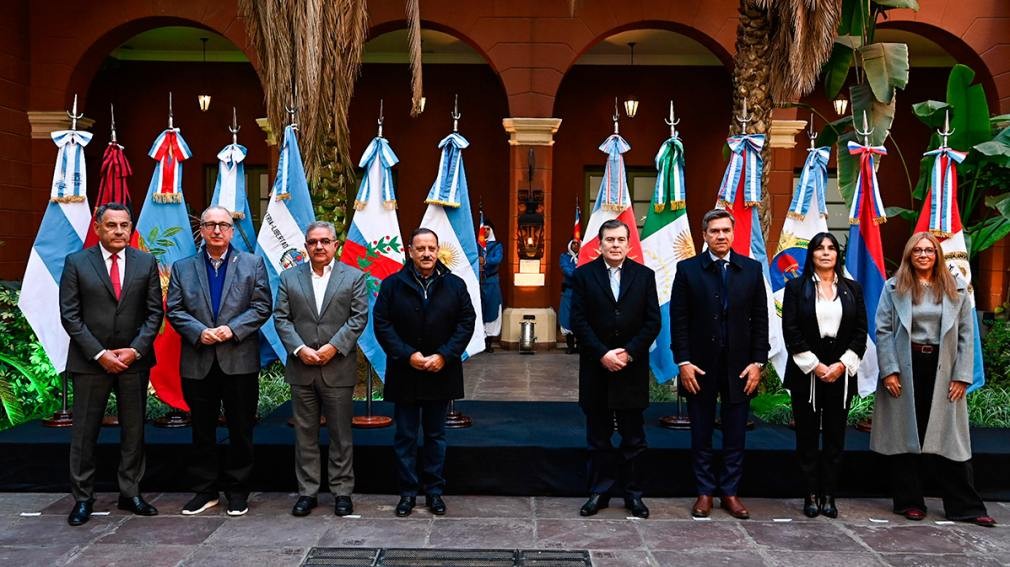 Zamora realizó la apertura de la reunión especial de las Regiones del Norte Grande y Litoral