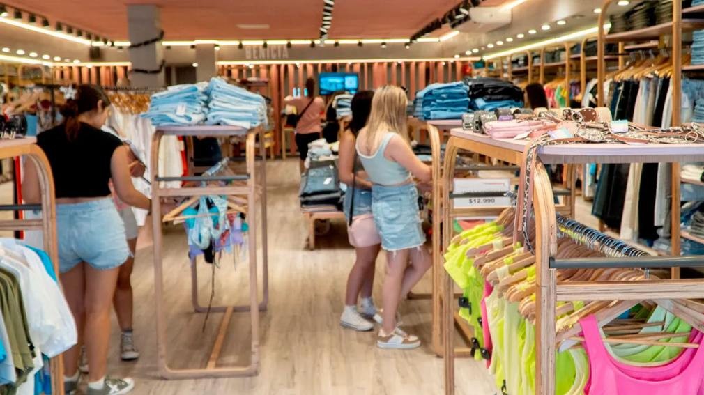 Las ventas minoristas de las pymes cayeron en mayo y acumulan 13 meses consecutivos en baja