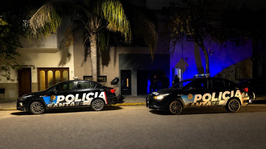 Violento "cuento del t&iacute;o" en Santa Fe: le robaron casi un mill&oacute;n de d&oacute;lares a una pareja de jubilados