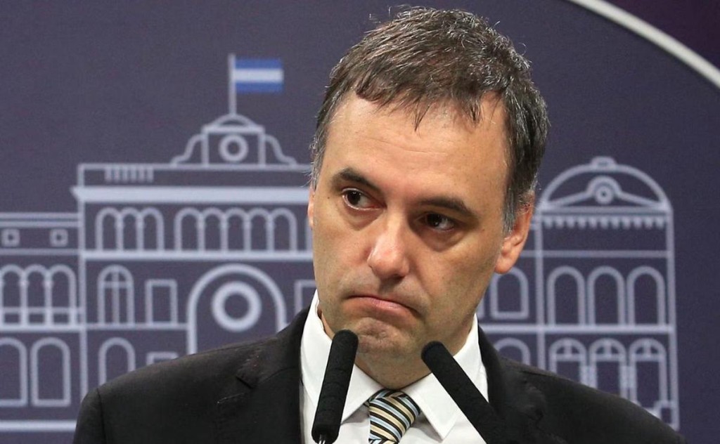Adorni eligi&oacute; ser evasor antes que sospechoso