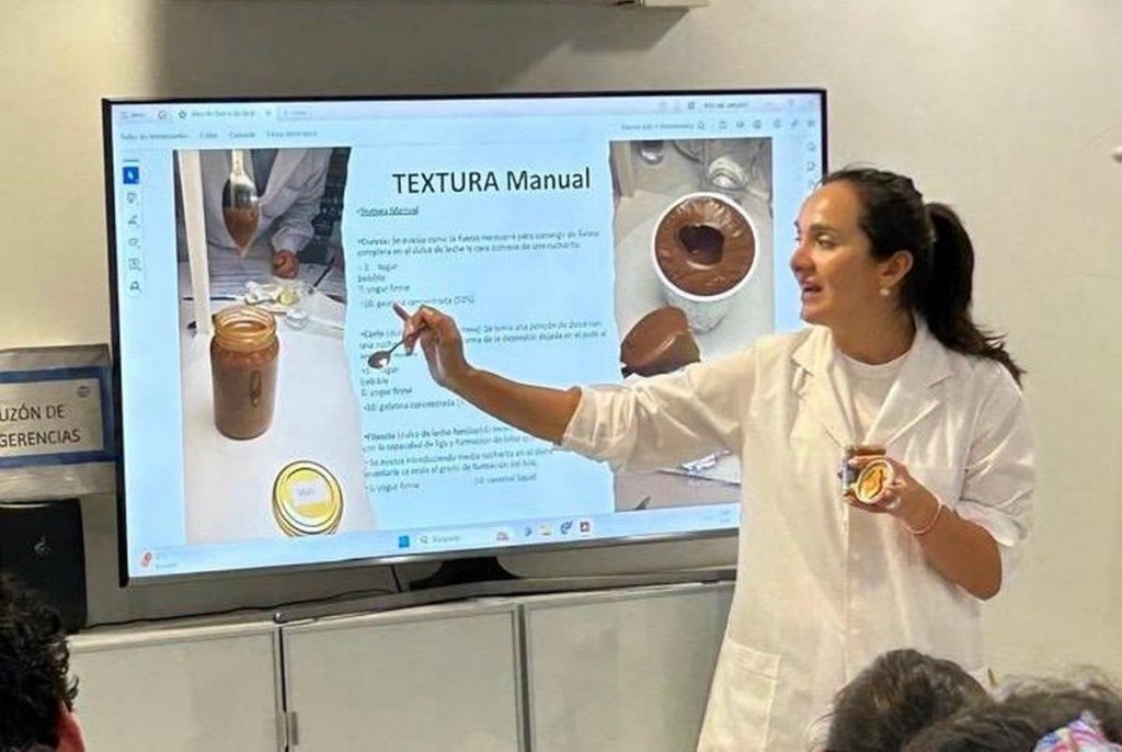 &iquest;Por qu&eacute; la ciencia recomienda comer dulce de leche con queso azul?