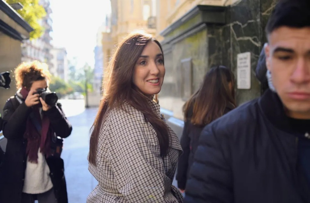 Victoria Villarruel desaf&iacute;a el desplante de Javier Milei y viajar&aacute; a Rosario por el D&iacute;a de la Bandera