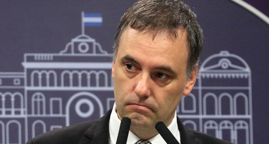 Adorni eligi&oacute; ser evasor antes que sospechoso