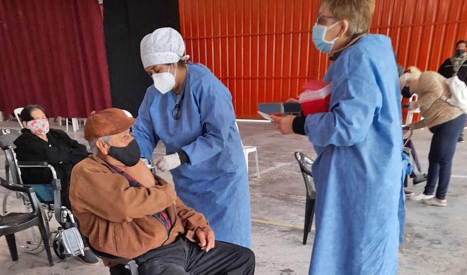 Por el aumento de casos de Covid 19 llaman a los santiagueños a completar vacunación