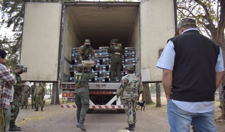 Golpe al narcotráfico: bolivianos quisieron ingresar a Santiago con más de 100 kilos de cocaína