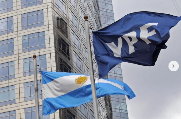 La jueza Preska ordenó que Argentina ceda el 51% de las acciones de YPF