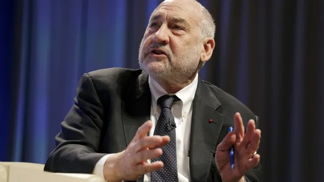 El Nobel de Economía Joseph Stiglitz vaticinó que la Argentina 