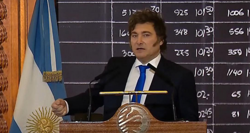 “Vamos a vetar, están desesperados”, dijo Milei sobre la sesión en el Senado