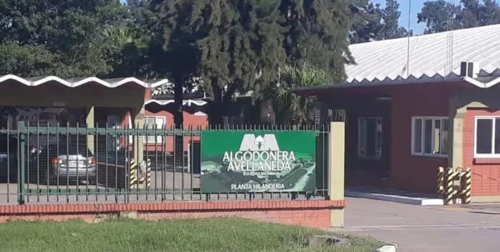 La Justicia abri&oacute; una "tercera v&iacute;a" para evitar la quiebra de Algodonera Avellaneda