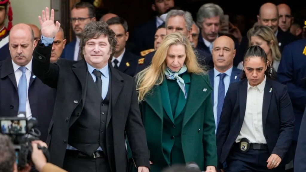 Javier Milei reuni&oacute; a su Gabinete por la reforma del Banco Central en el debut de Santilli en lugar de Adorni