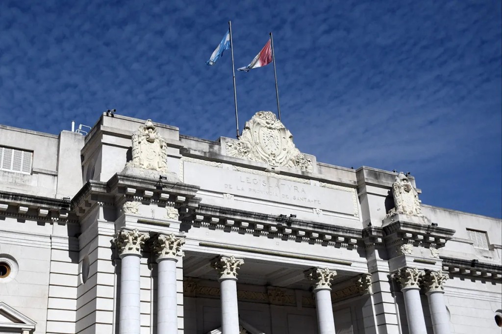 Fin del receso en la Legislatura de Santa Fe: los proyectos que volver&aacute;n al centro del debate