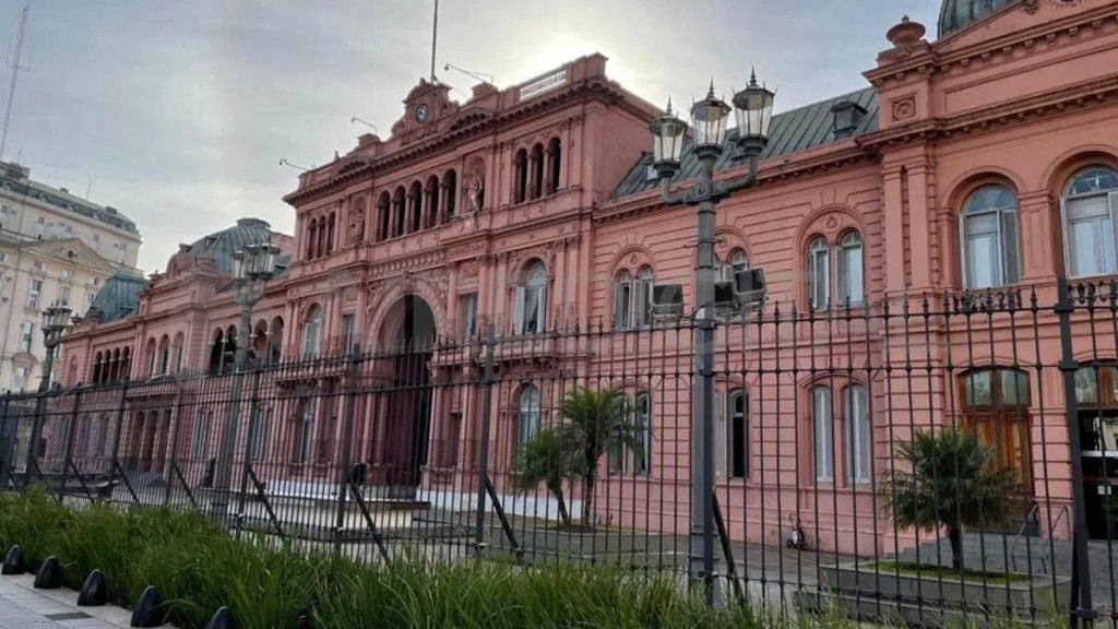 La mesa pol&iacute;tica de La Libertad Avanza se reuni&oacute; en la Casa Rosada con la mira puesta en los proyectos de reformas trabados en el Congreso