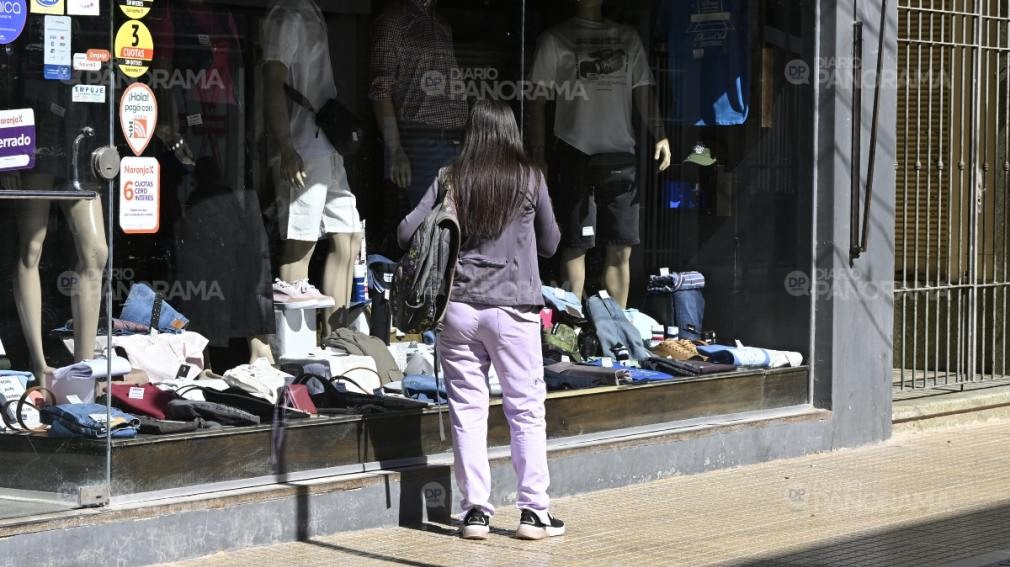 C&oacute;mo trabajar&aacute; el comercio santiague&ntilde;o durante el feriado del 25 de julio