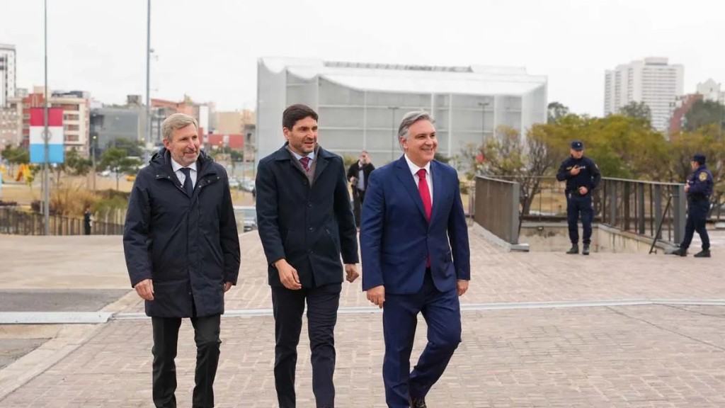 Regi&oacute;n Centro: en medio de un reordenamiento de Provincias Unidas, Mart&iacute;n Llaryora, Maximiliano Pullaro y Rogelio Frigerio se re&uacute;nen en C&oacute;rdoba para mostrar unidad
