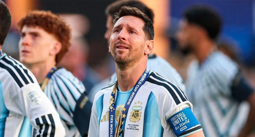 Nos duele a todos: las l&aacute;grimas de Messi tras la derrota de Argentina en la final del Mundial