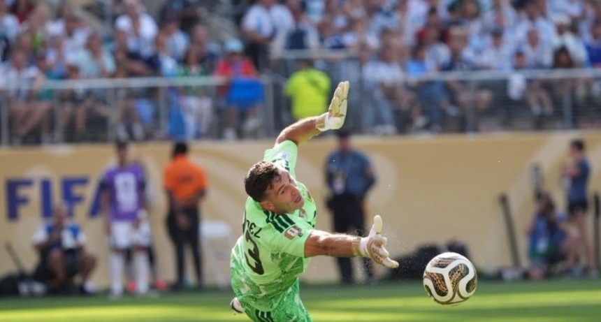 Uno por uno: Dibu Mart&iacute;nez fue la figura de Argentina en la final ante Espa&ntilde;a