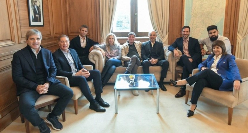 La Mesa Pol&iacute;tica se reuni&oacute; post Mundial: cu&aacute;les fueron sus temas