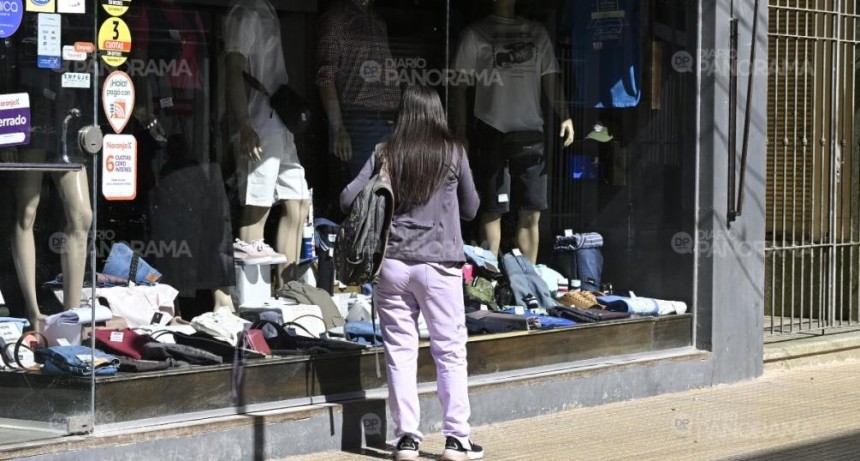 C&oacute;mo trabajar&aacute; el comercio santiague&ntilde;o durante el feriado del 25 de julio