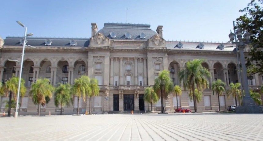 Paritarias: el gobierno de Santa Fe otorgar&aacute; por decreto el aumento salarial a los docentes