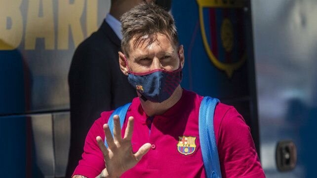 La Liga de España advierte que Messi solo podrá salir de Barcelona mediante la cláusula de rescisión