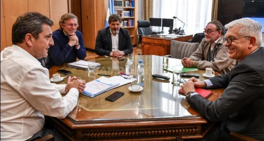 La luz de un fósforo: se cayó la reunión Massa-Agro y hay enojo con Bahillo 