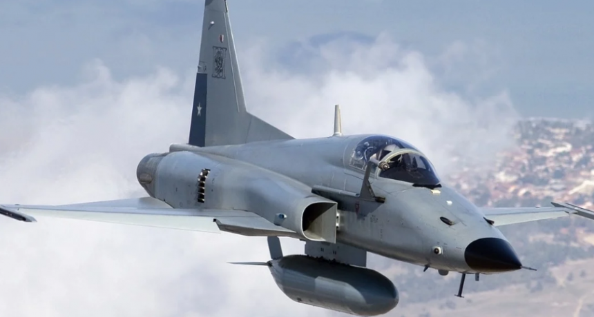 Chile desplegó aviones de guerra en el sur por supuesta violación argentina del espacio aéreo