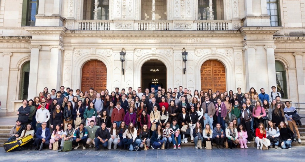 Arribaron a la ciudad de Santa Fe 76 estudiantes del mundo