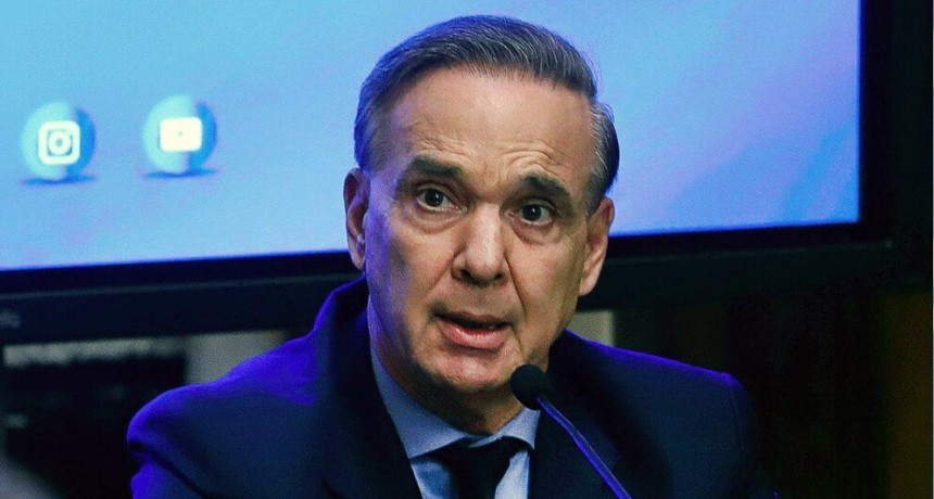 “Hay actividades que hay que cuidar y proteger”: Miguel Pichetto criticó las importaciones de frutas