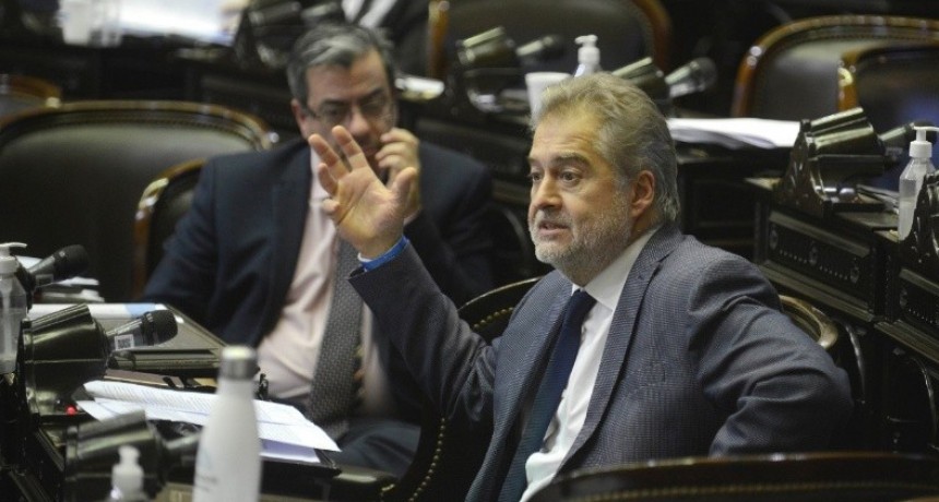 Roberto Mirabella bajó su candidatura para no seguir la “discusión de cargos y lugares”