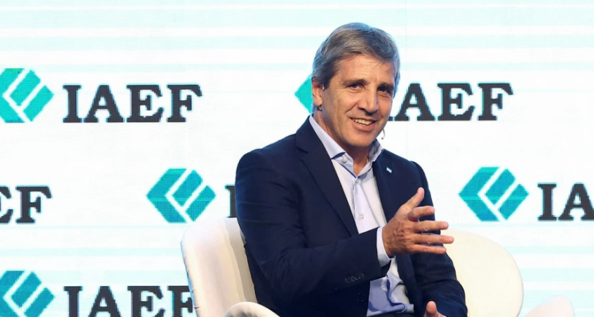 Caputo dijo que la suba de las tasas de interés son 