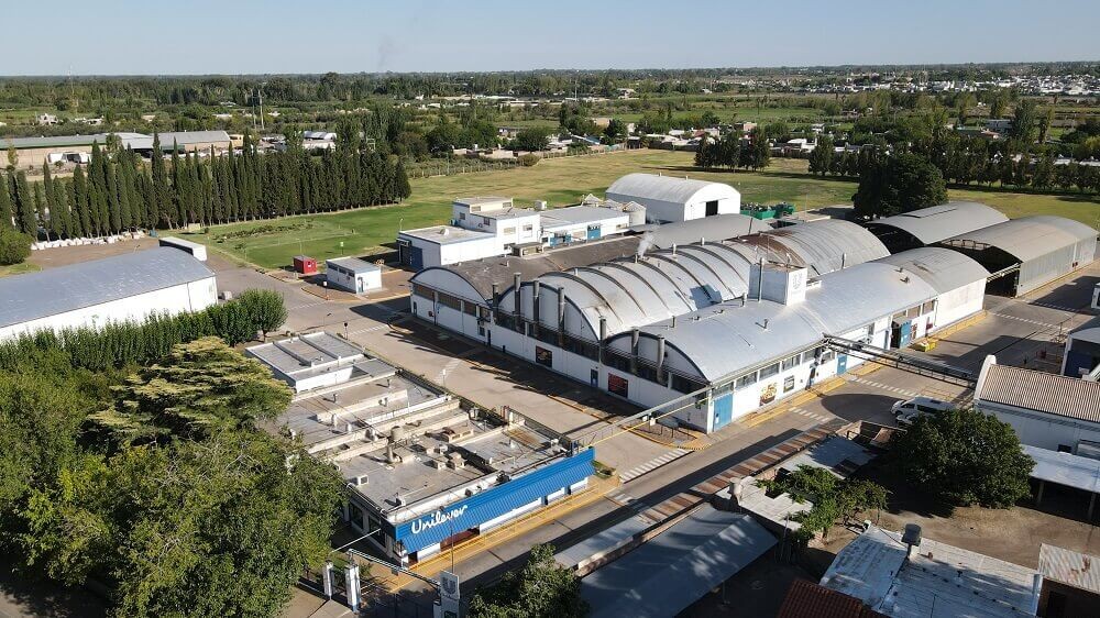 Una gigante mundial de los alimentos cerr&oacute; una planta en Mendoza: productores de vegetales, afectados