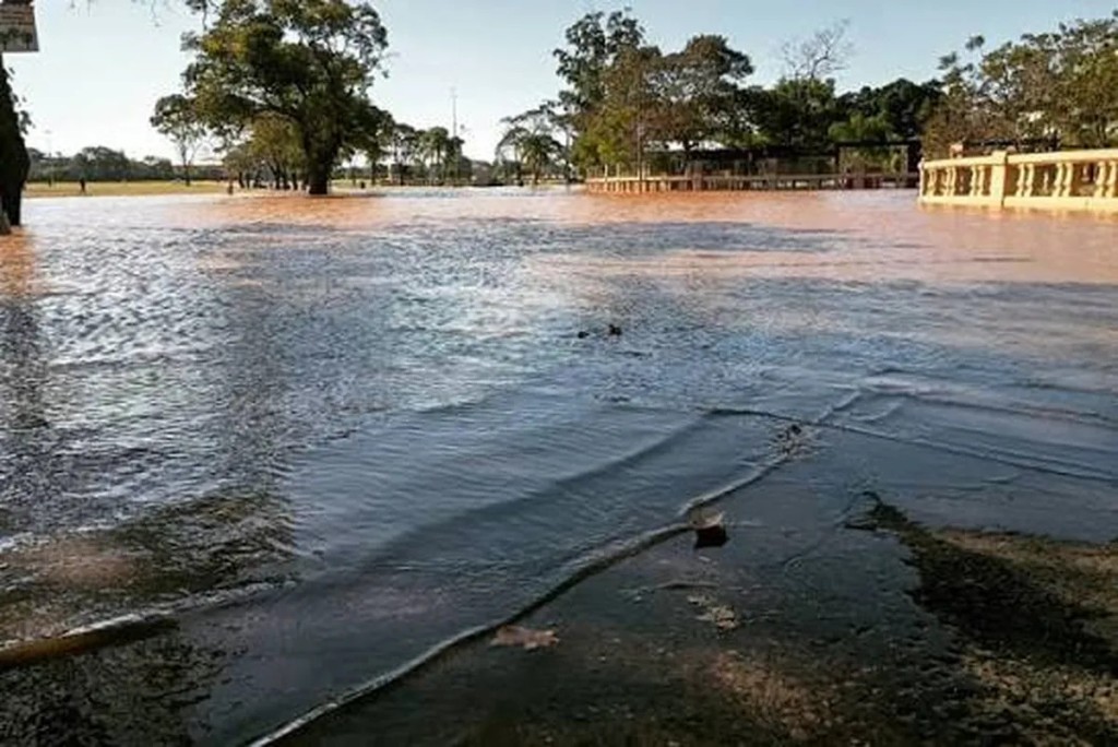 Fen&oacute;meno El Ni&ntilde;o en Santa Fe: la Provincia fortalece la coordinaci&oacute;n con municipios y limpieza de canales