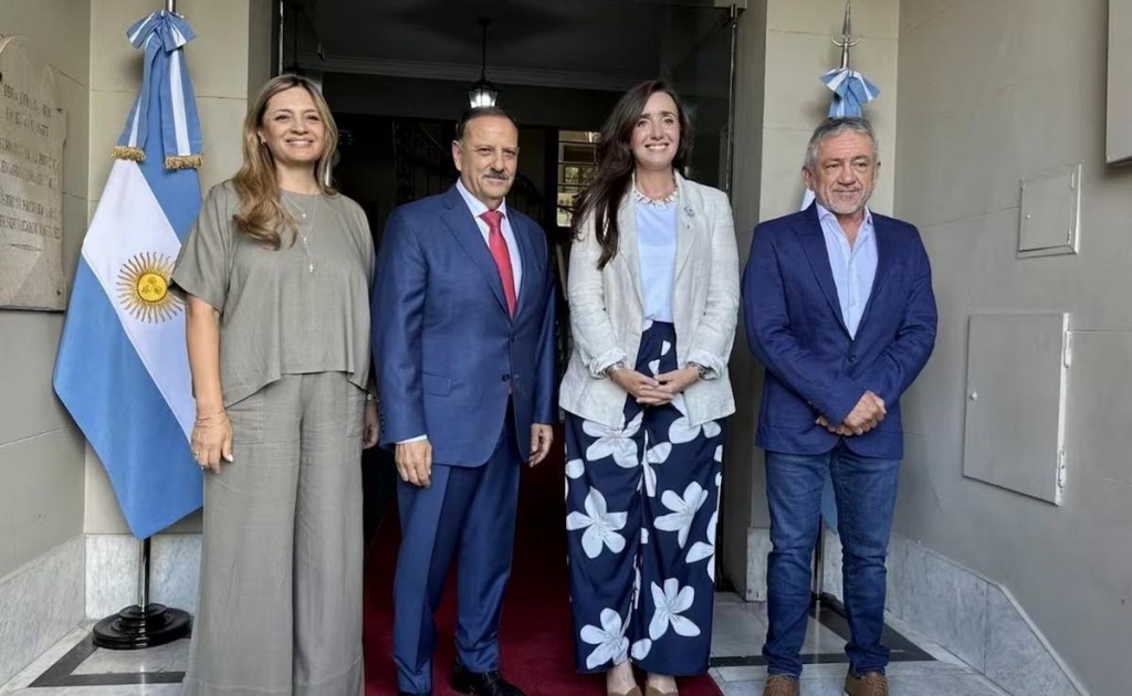 Villarruel y los dem&aacute;s opositores tienen que empezar a mostrar sus recetas