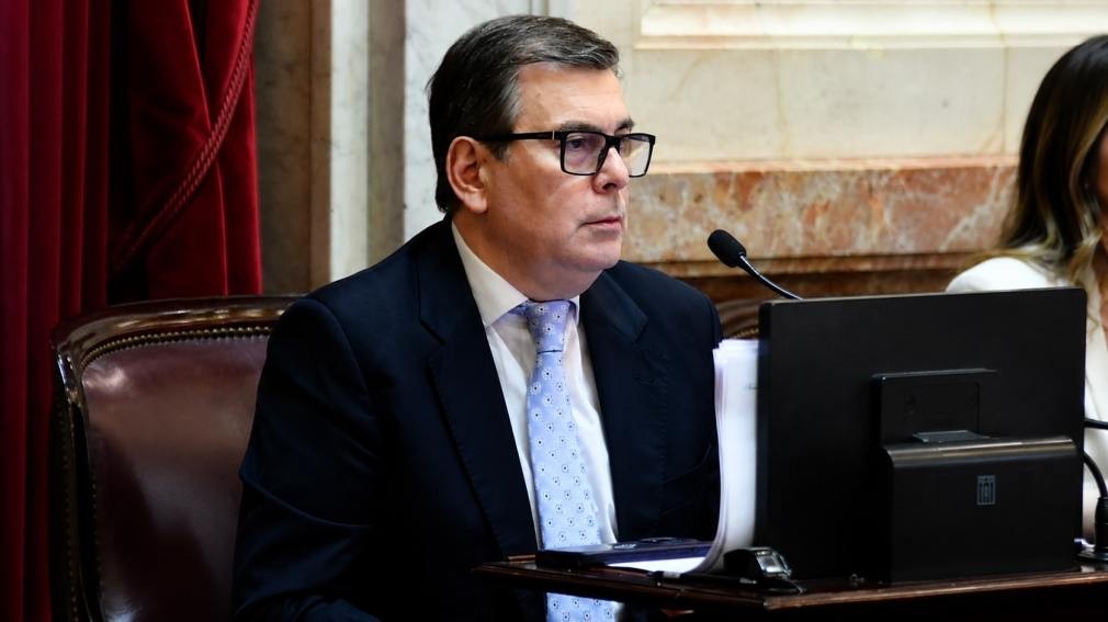 El Senador Gerardo Zamora encabeza la mayor suba de imagen positiva en el Senado de la Naci&oacute;n