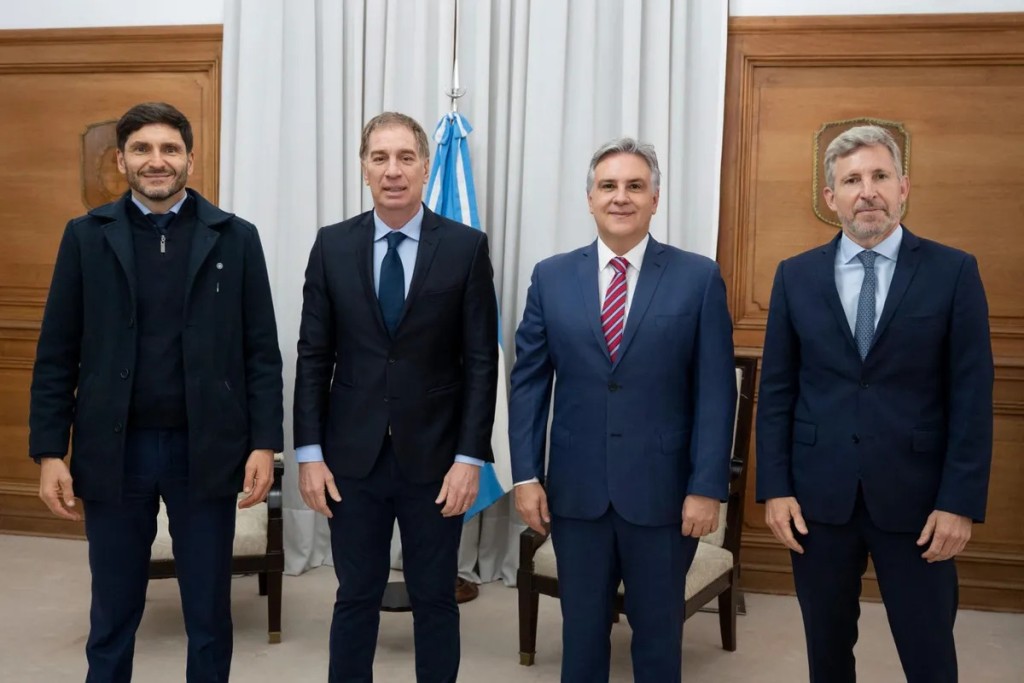 Rutas, costo de la energ&iacute;a y zonas fr&iacute;as, los temas de la Regi&oacute;n Centro en la reuni&oacute;n con Diego Santilli