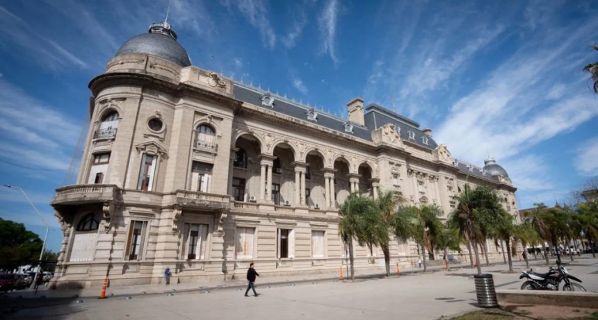 Topes a las jubilaciones en Santa Fe: suspenden los plazos para apelar ante la Corte Suprema de la Naci&oacute;n