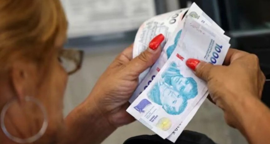 El Gobierno nacional busca garantizar salarios m&iacute;nimos de al menos $1 mill&oacute;n en las negociaciones paritarias