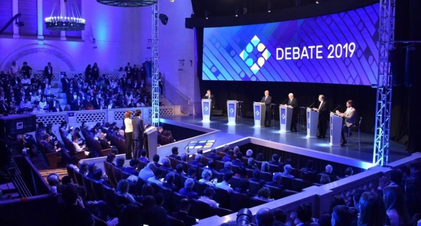 Desde 2027, ser&aacute;n obligatorios en Santa Fe los debates entre candidatos a gobernador