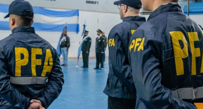 El gobierno nacional dispuso un aumento del 10 por ciento para Polic&iacute;a Federal, pero el 65% del personal seguir&aacute; bajo la l&iacute;nea de la pobreza