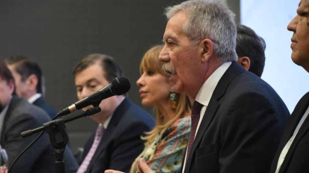 Elías Suárez en la Feria del Libro: “La cultura es un refugio donde podemos apelar cuando las injusticias nos parecen relevantes”
