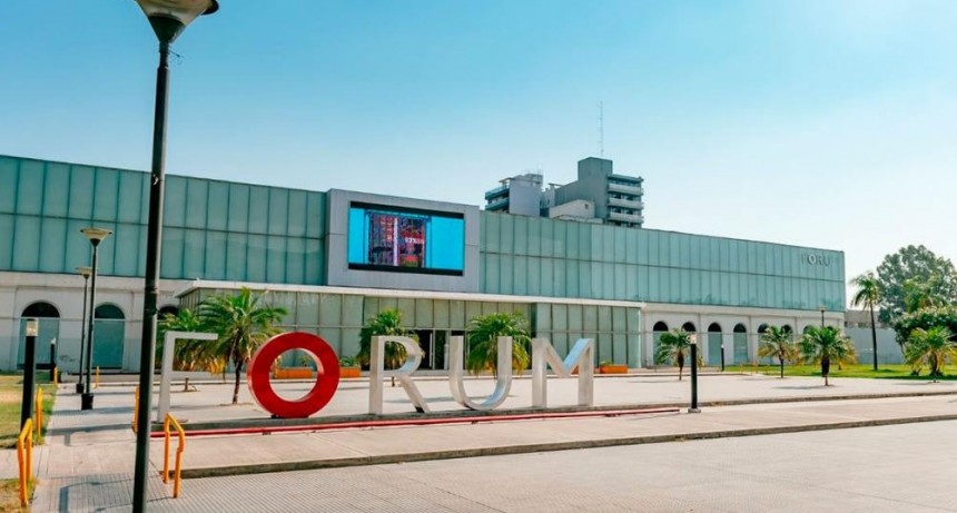Arranca la Feria del Libro en Santiago del Estero: cinco días de cultura, arte y lecturas en el Fórum