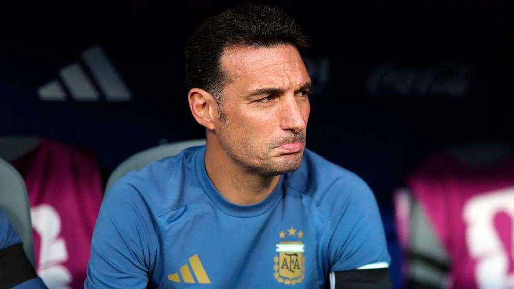 Scaloni prepara la primera lista de la Selecci&oacute;n tras el retiro de Messi: cu&aacute;ndo vuelve a jugar Argentina