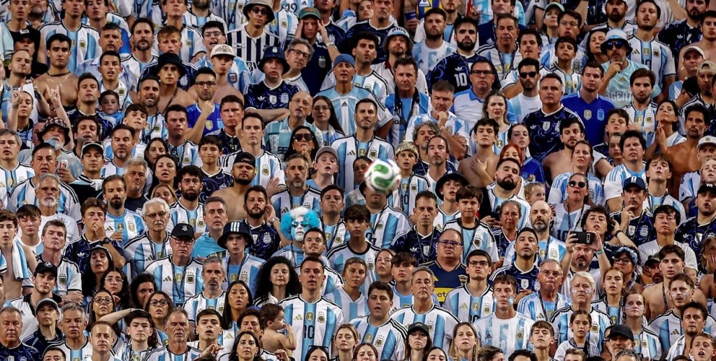 La selecci&oacute;n argentina podr&iacute;a reencontrarse con sus hinchas en la pr&oacute;xima fecha FIFA