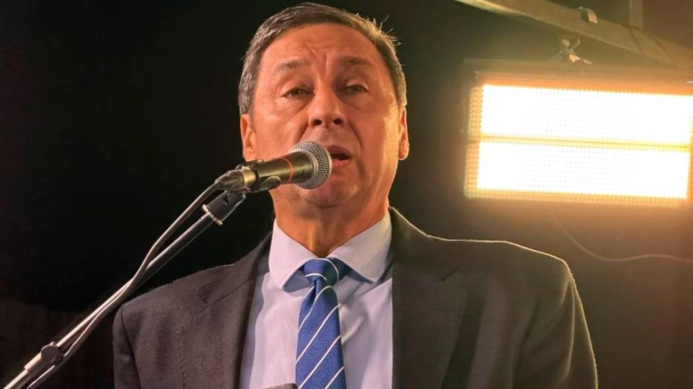Silva Neder: "En Santiago demostramos que la responsabilidad financiera es posible sin abandonar al pueblo"