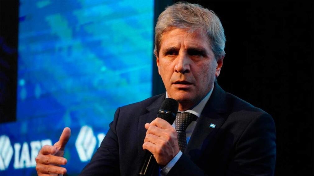 Caputo admiti&oacute; que en la reconversi&oacute;n econ&oacute;mica &ldquo;hay sectores a los que les va a costar m&aacute;s&rdquo;