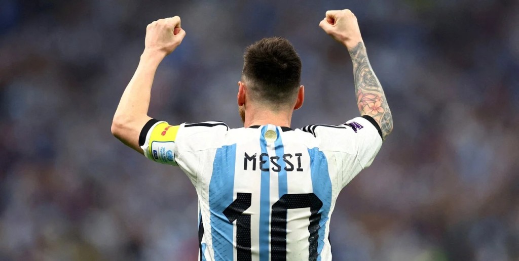 Messi nominado al Bal&oacute;n de Oro junto a Lautaro Mart&iacute;nez