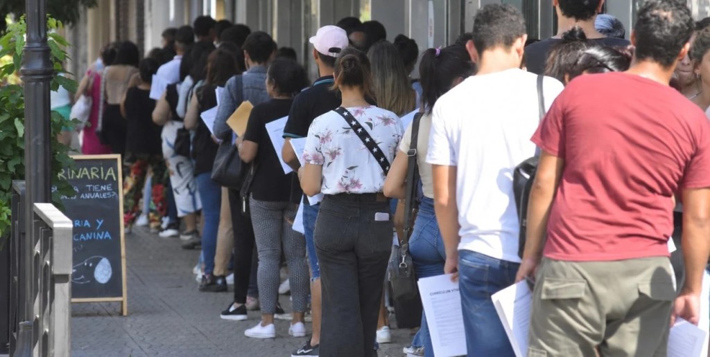 El desempleo en Argentina fue de 7,9% con fuerte suba de la informalidad e impacto en Santa Fe