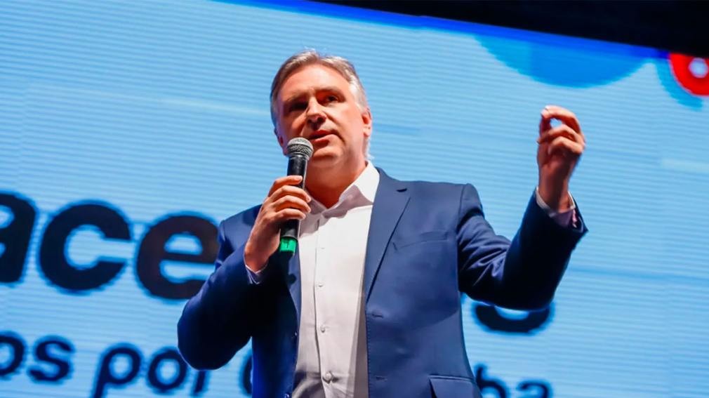 Llaryora rechaz&oacute; un eventual recorte en discapacidad: "Las necesidades de las personas no desaparecen"